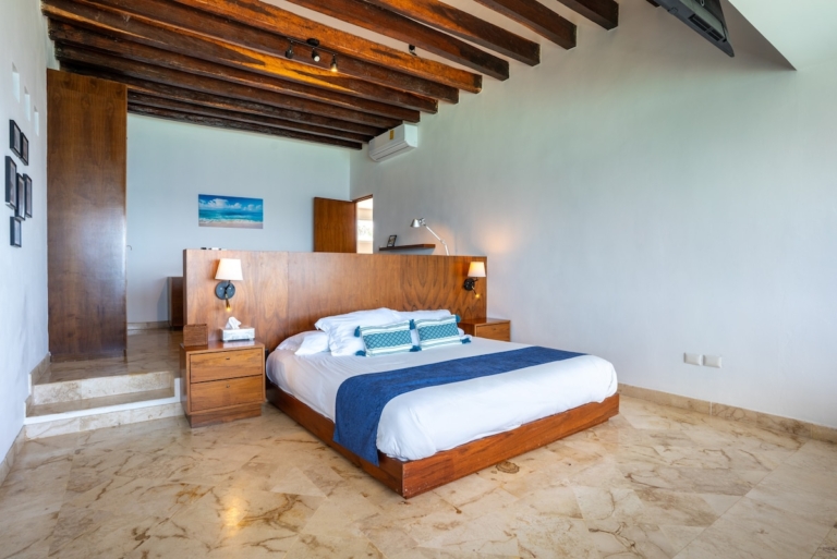 4c78ffe9-c6d2-4305-a3d9-21c198cc7471