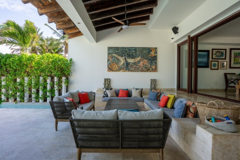 e1617c21-17d4-4aab-9c90-c6194f0ec1a2(1)