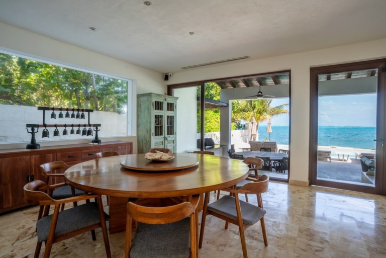 e5303a36-4f46-4ca2-8593-c8f560862e0a(1)